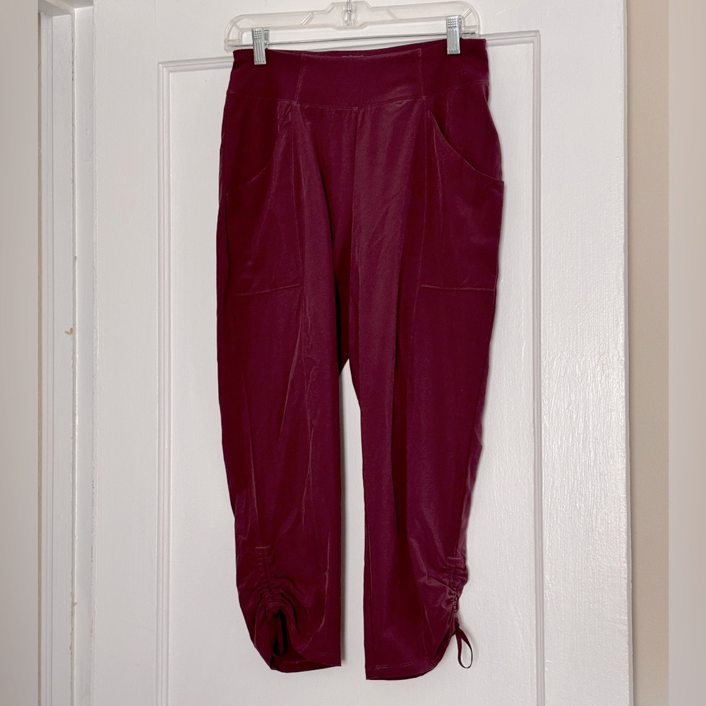 The North Face Aphrodite Capris, sz M